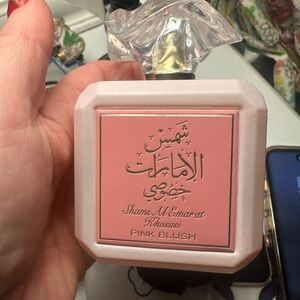 Shams Al Emarat Khususi Pink Blush Perfume